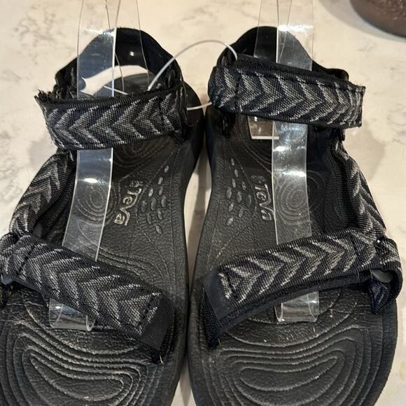 Teva Hurricane Strap Sandals Black Gray Chevron Stripe Gorpcore size 10 main image 10